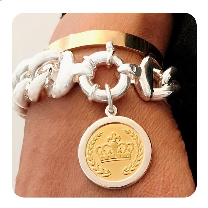 Lola Bracelets - Love One Love All